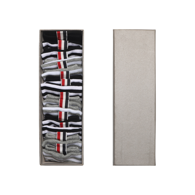 Four-bar striped boat socks
