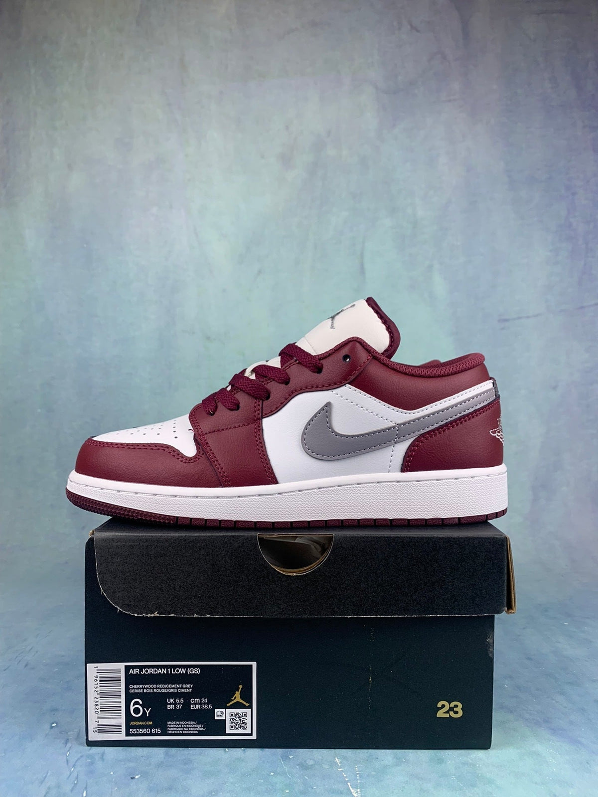 Air Jordan 1 Low Team Red/Metallic Silver 553558-615 Unisex Sneakers