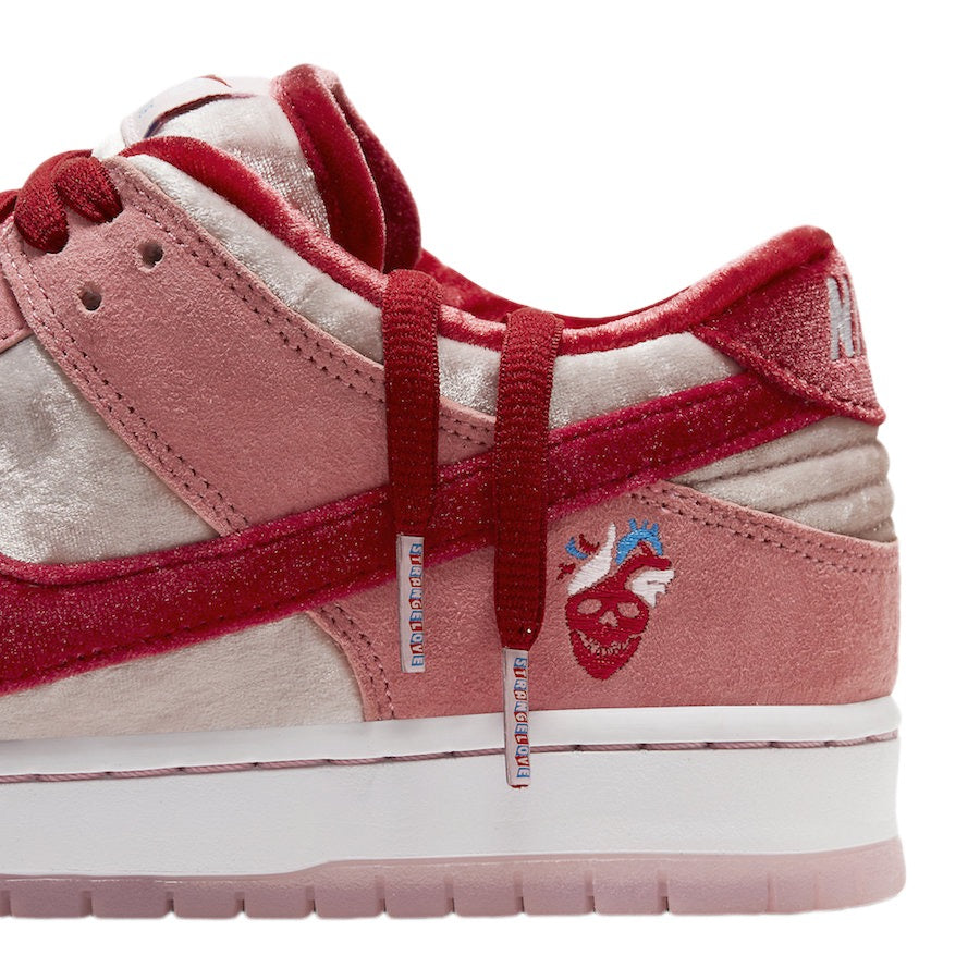 StrangeLove x Nike SB Dunk Low Valentine's Day CT2552-800