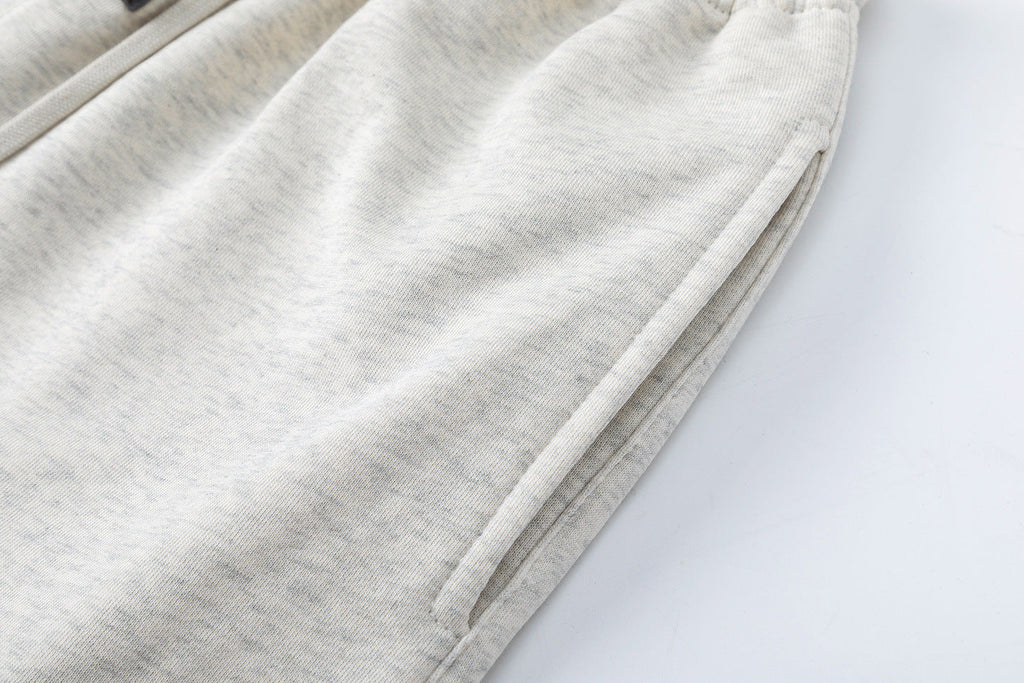 Fear of God Essentials Embossed Letter Relaxed-Fit Shorts Unisex
