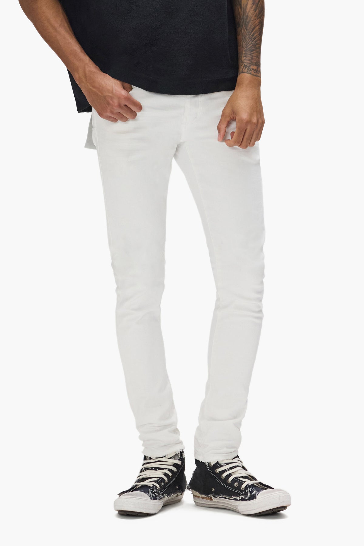 P001 Optic White