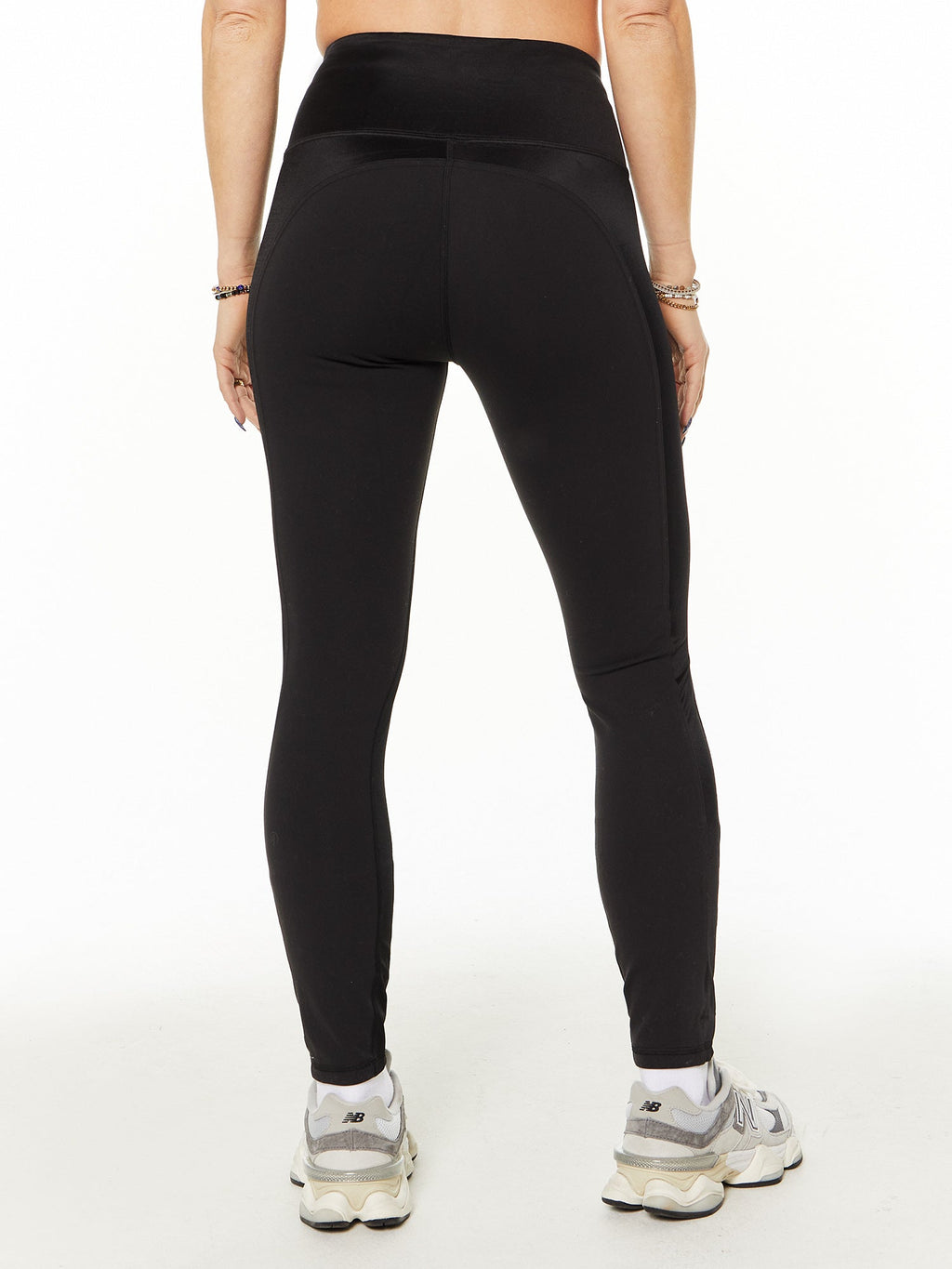 Wunder Train Tight 25" Satin