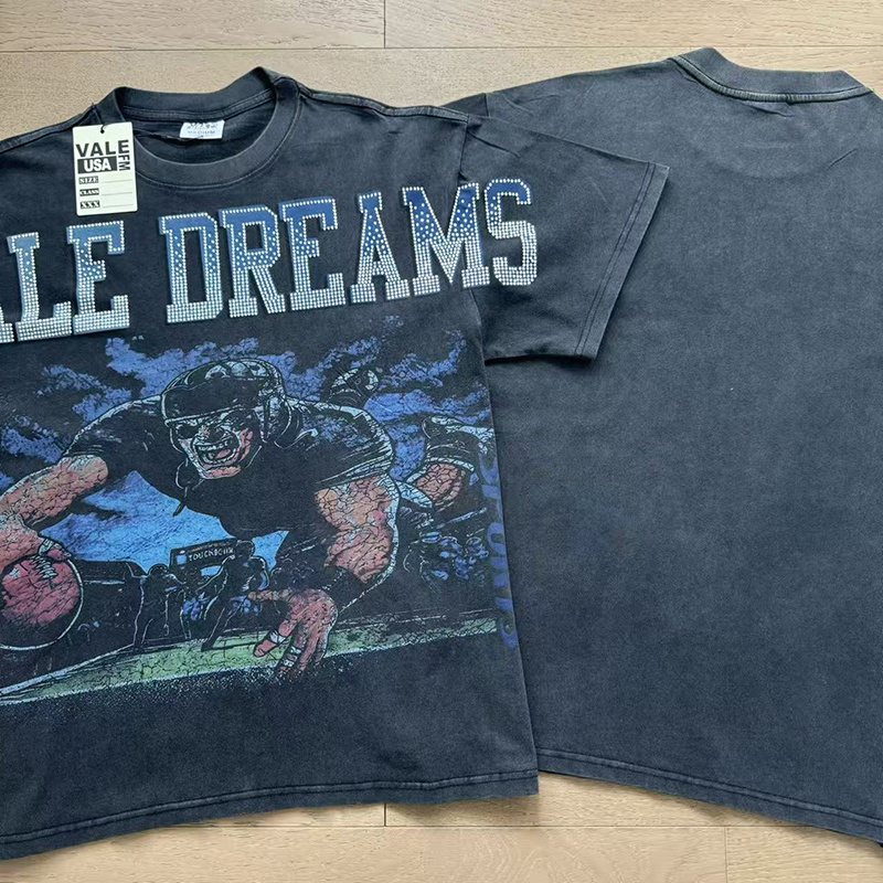 VALE USA Dreams Football Graphic T-Shirt