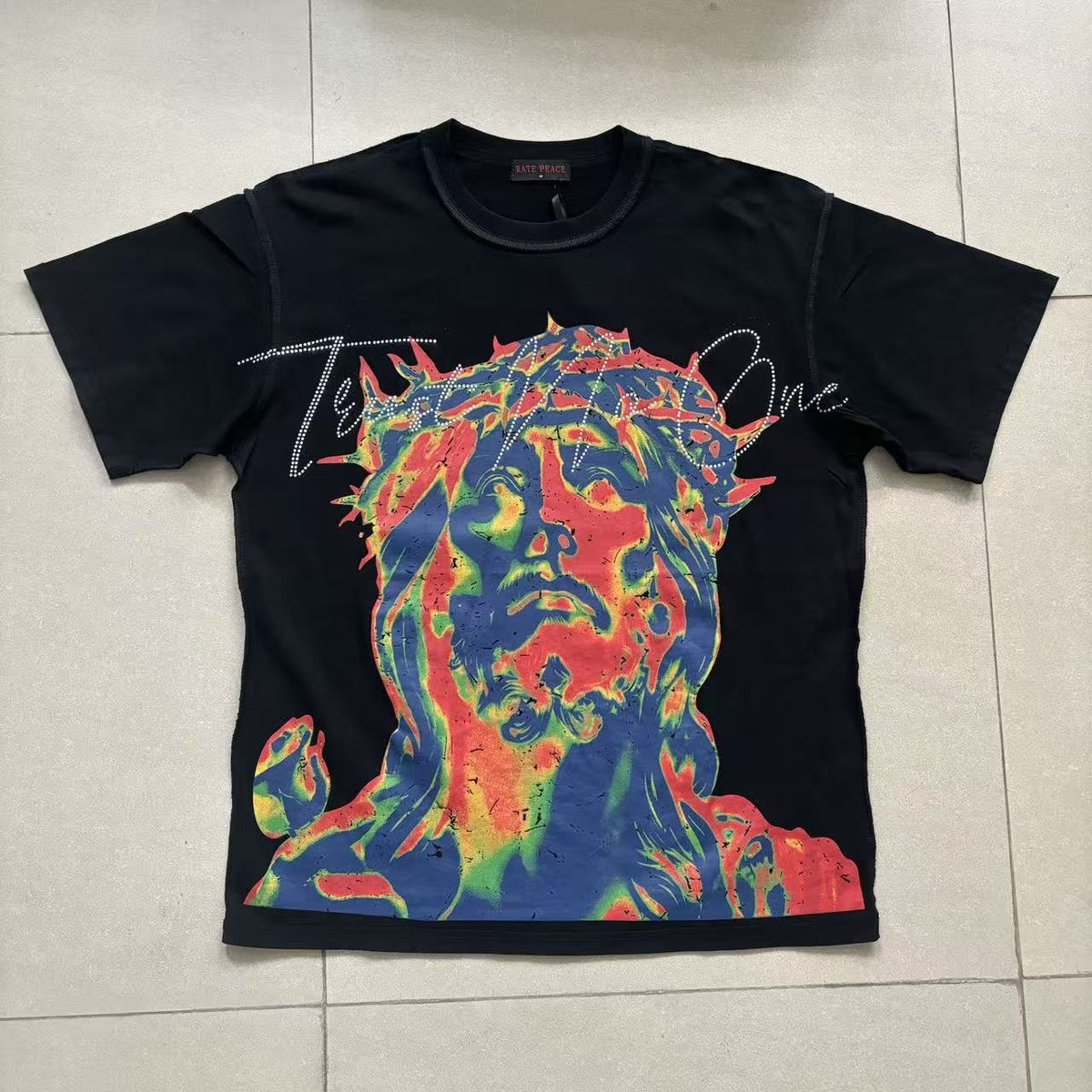 RARE PEACE 15 Decals Face Graphic T-Shirt