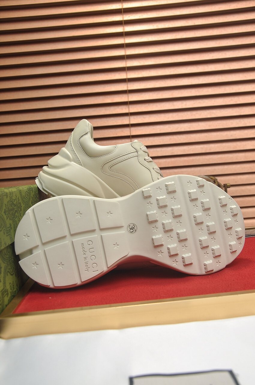 Gucci Cream Graphic Sneakers