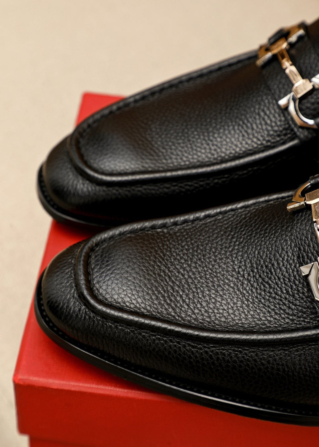 Salvatore Ferragamo Black Pebble-Textured Bit Loafers