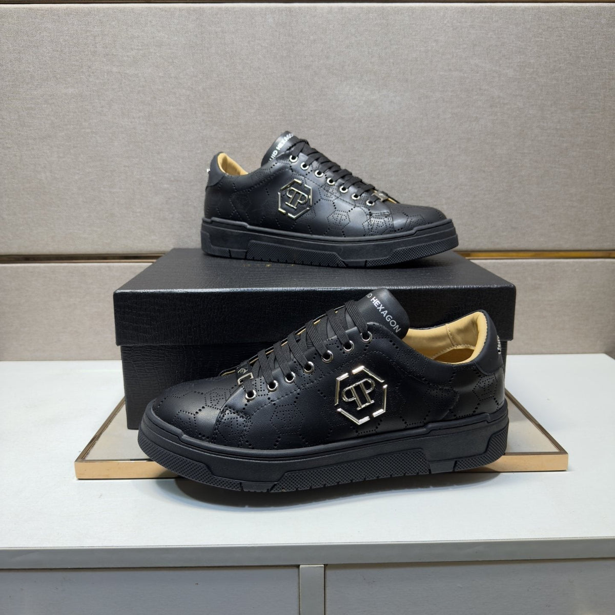 Philipp Plein Men's Textured Low-Top Sneakers - Metallic-Look Collar Accents