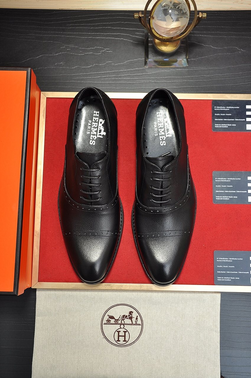 Hermès Men's Perforated Leather Lace-Up Dress Shoes