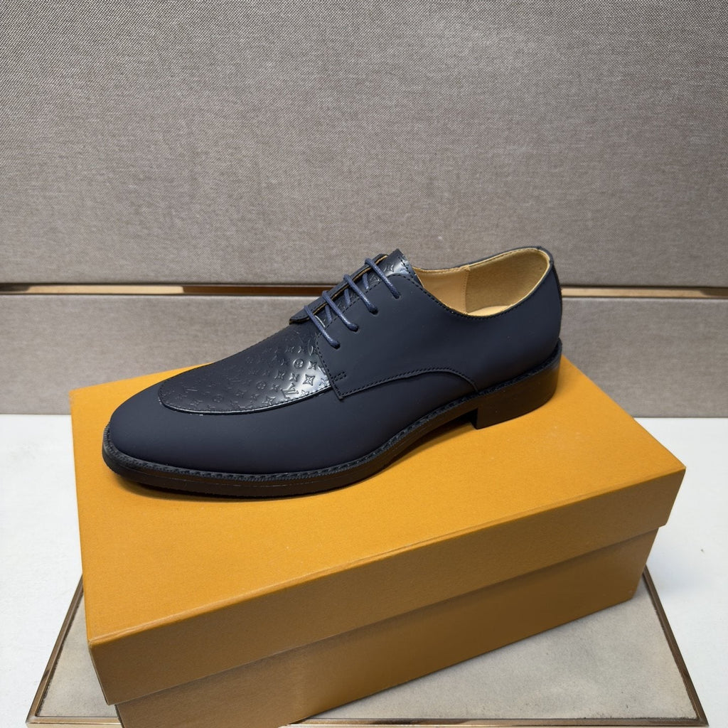 Louis Vuitton Textured Vamp Lace-Up Dress Shoes